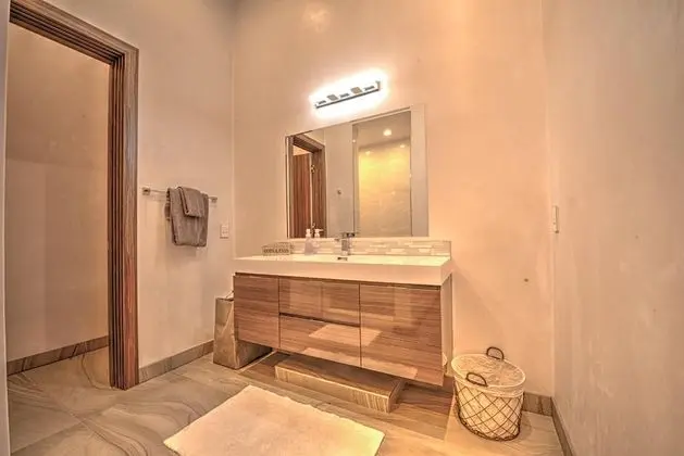 Lx1a Luxury Contemporary Villa IN THE Middle OF Nature With LAR - Öne Çıkan Resim