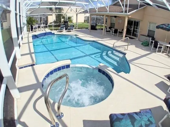 Ly53814 - Hampton Lakes - 5 Bed 4 Baths Villa - Spa