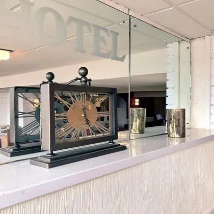 Lyndene Hotel - Lobi