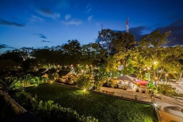 Lynnaya Urban River Resort And Spa