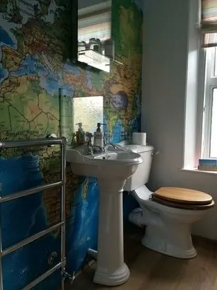 Lyonesse Guest House