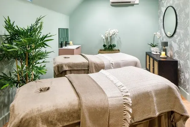 Lythe Hill - Spa