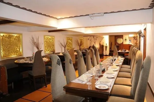 Lytton Hotel - Yerinde Yemek