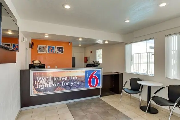 Motel 6 Albuquerque - Carlisle