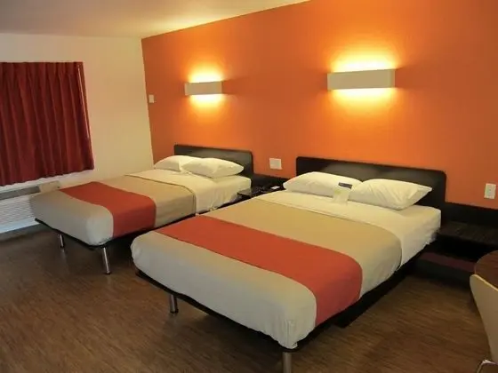 Motel 6 Anaheim, CA - Oda