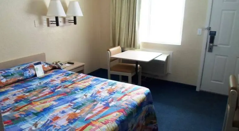 Motel 6 Arcata - Humboldt University