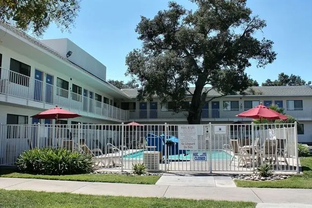MOTEL 6 ATASCADERO