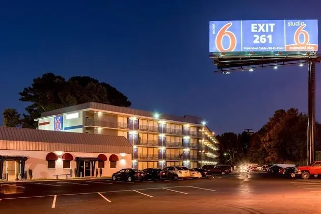 Motel 6 Atlanta Marietta