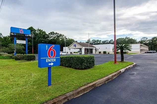Motel 6 Bay Minette, AL