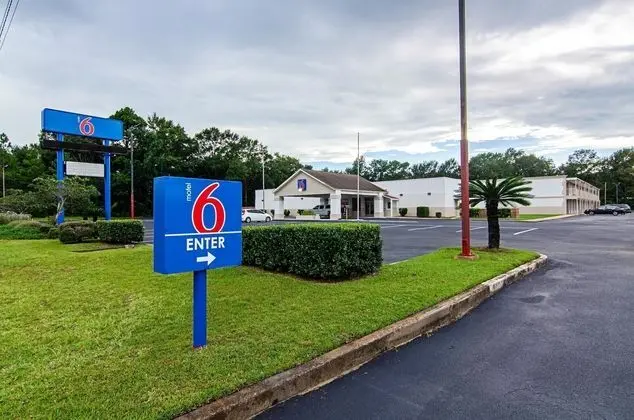 Motel 6 Bay Minette, AL - Öne Çıkan Resim