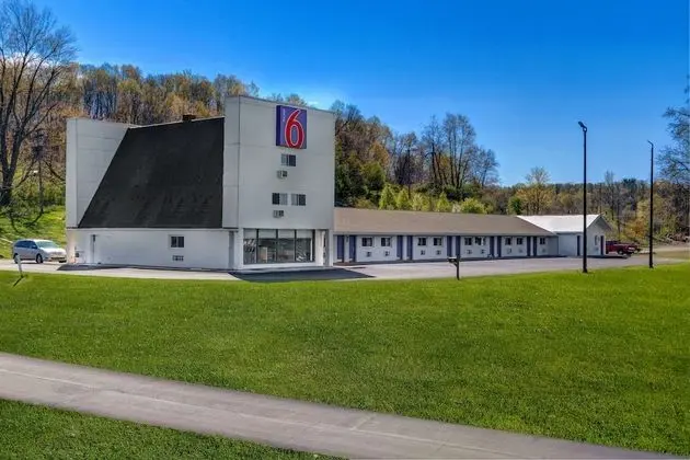 Motel 6 Bellville, OH - Mid Ohio