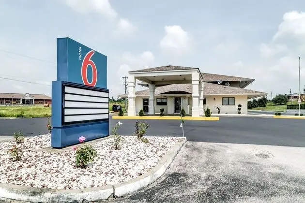 Motel 6 Berea, KY - Öne Çıkan Resim