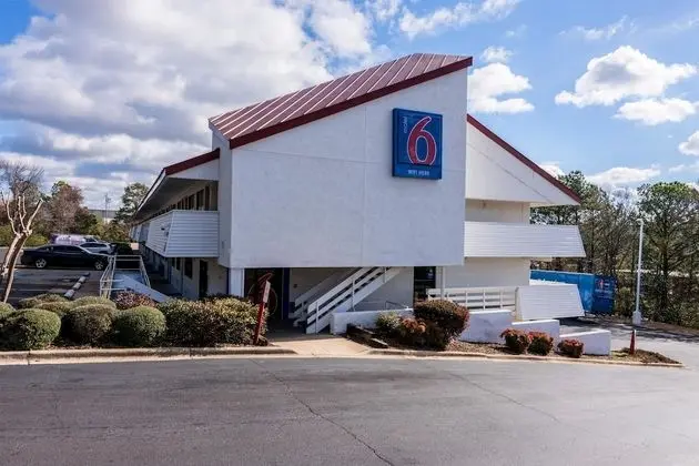 Motel 6 Birmingham, AL