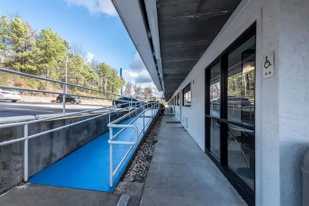 Motel 6 Birmingham, AL - Dış Mekan