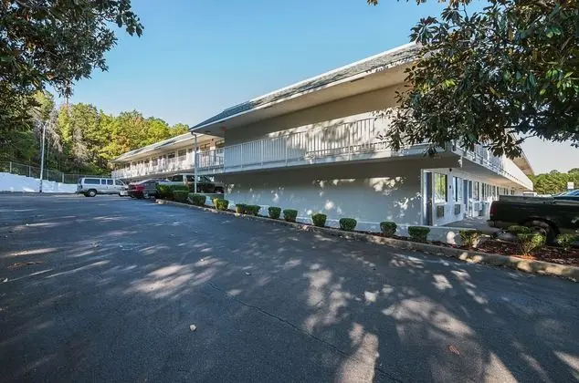 Motel 6 Birmingham - Bessemer - Dış Mekan