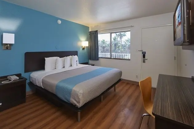 Motel 6 Blythe, CA - Oda