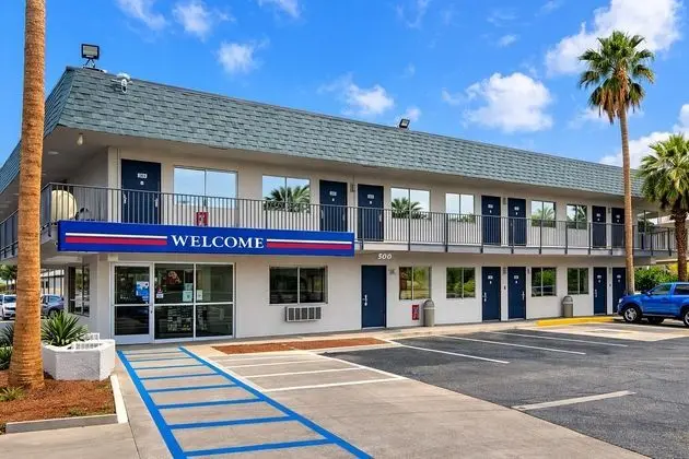 Motel 6 Blythe, CA - Öne Çıkan Resim