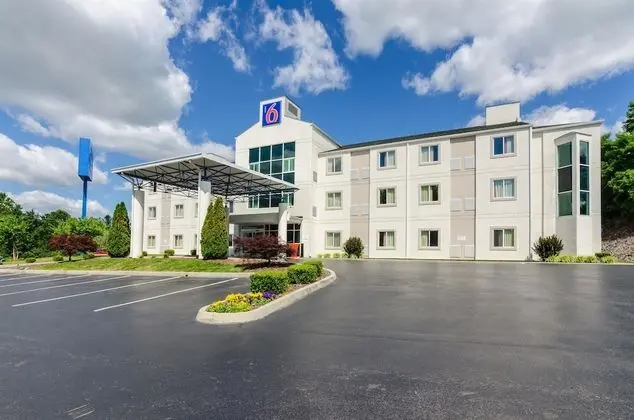 Motel 6 Bristol, VA - Dış Mekan