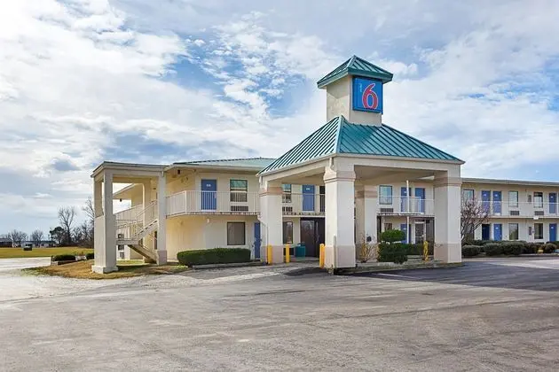 Motel 6 Brownsville - Bells