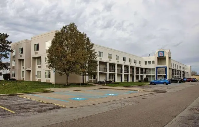 Motel 6 Buffalo Airport - Dış Mekan