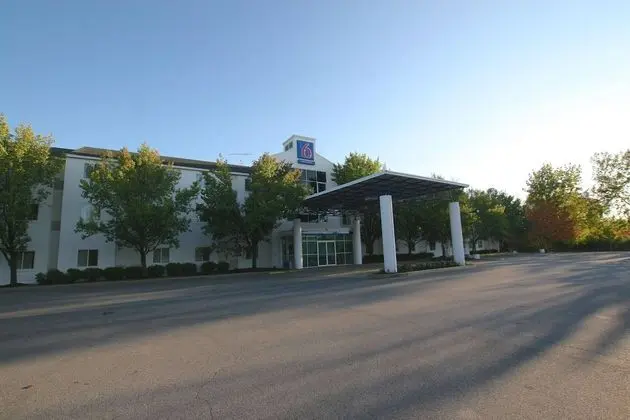 Motel 6 Burlington - Dış Mekan