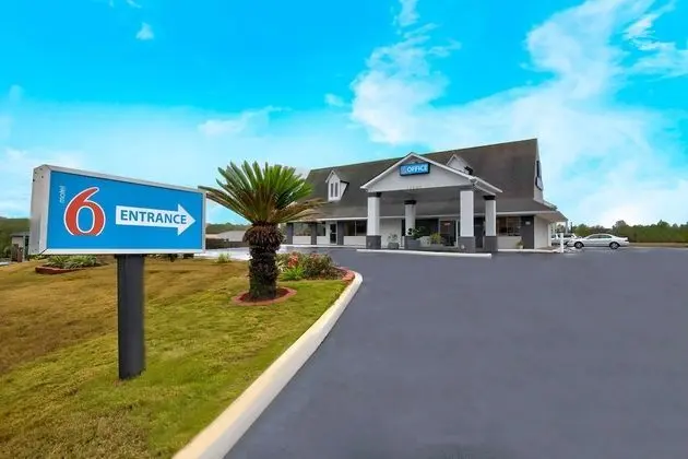 Motel 6 Byron, GA - Dış Mekan