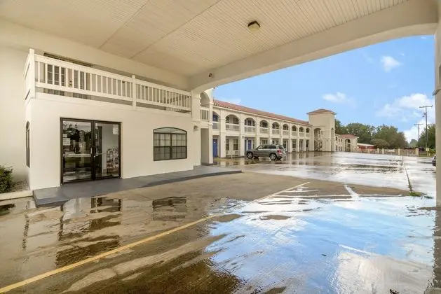 Motel 6 Canton, TX - Dış Mekan