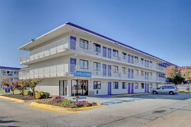 Motel 6 Capitol Heights, MD - Washington