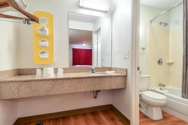 Motel 6 Carlsbad East
