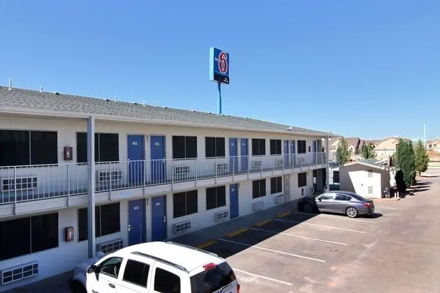Motel 6 Carlsbad, NM - Dış Mekan