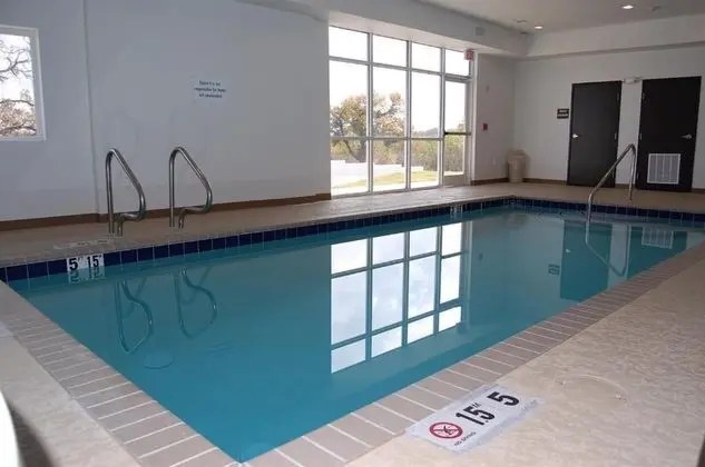 Motel 6 Cedar Park, TX - Havuz