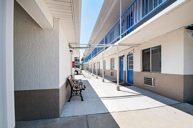 Motel 6 Charles Town, WV - Dış Mekan