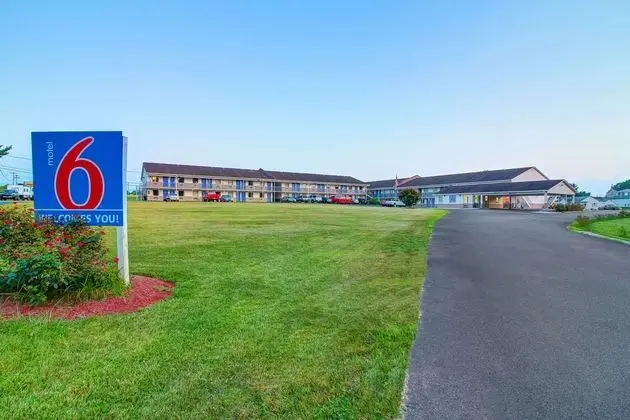 Motel 6 Charles Town, WV - Öne Çıkan Resim