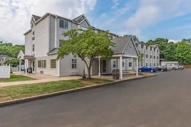 MOTEL 6 CHARLOTTE UNIVERSITY