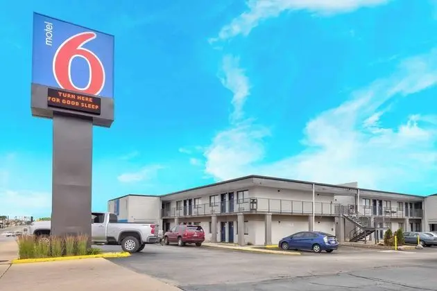 Motel 6 Chicago West - Villa Park
