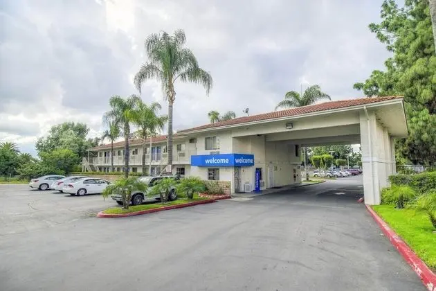 Motel 6 Chino, CA - Los Angeles Area - Dış Mekan
