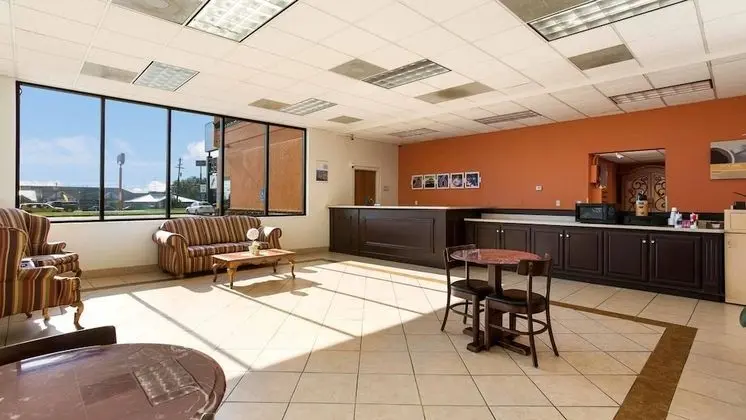 Motel 6 Clarksville, TN - Lobi