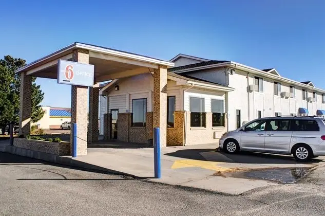 Motel 6 Colby, KS - Dış Mekan