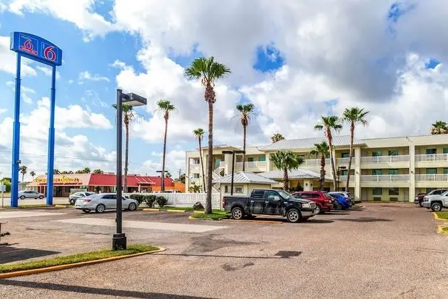 Motel 6 Corpus Christi, TX – North - Dış Mekan