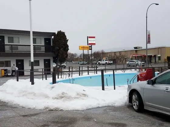 Motel 6 Cranbrook, BC - Havuz
