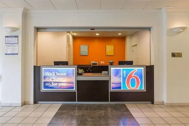 Motel 6 Cutler Bay - Genel