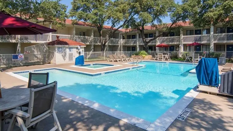 Motel 6-Dallas-Addison - Öne Çıkan Resim