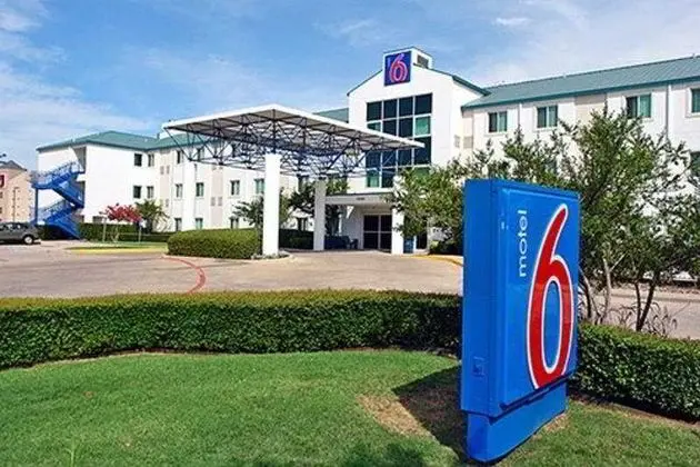 Motel 6-Dallas-DFW Airport North