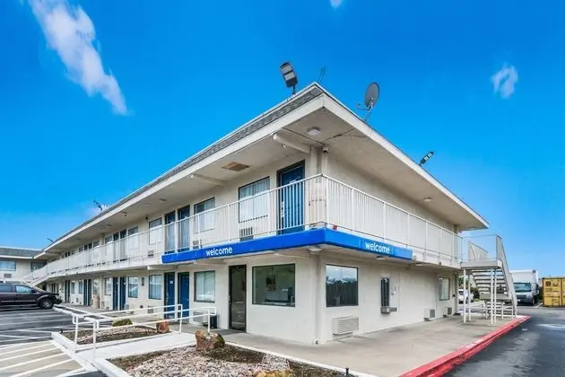 Motel 6 Dallas - Irving