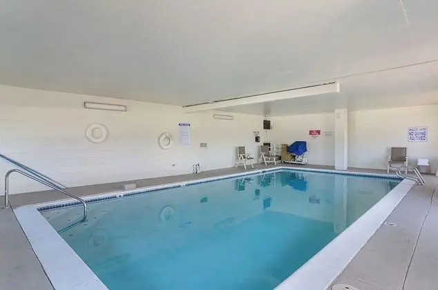 Motel 6 Denver, CO – Downtown - Havuz