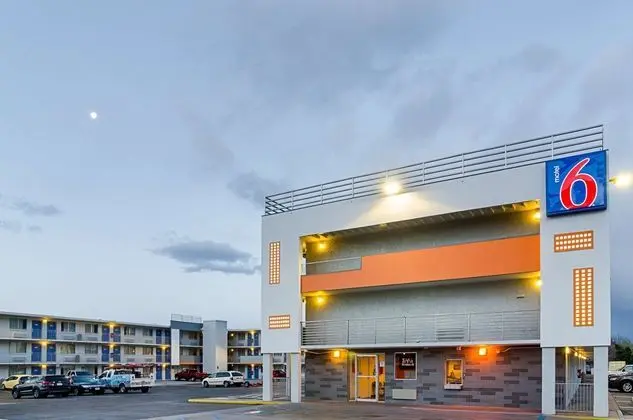 Motel 6 Denver, CO – Downtown - Öne Çıkan Resim