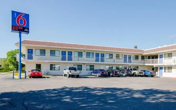 Motel 6 Denver - Thornton
