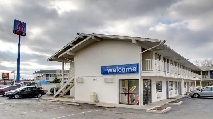 Motel 6 Elizabethtown, KY - Dış Mekan