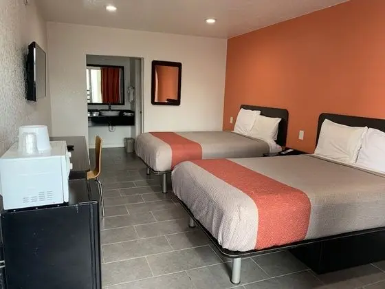 Motel 6 Englewood, FL - Oda