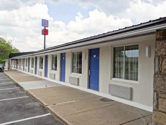 Motel 6 Erie, PA - Dış Mekan